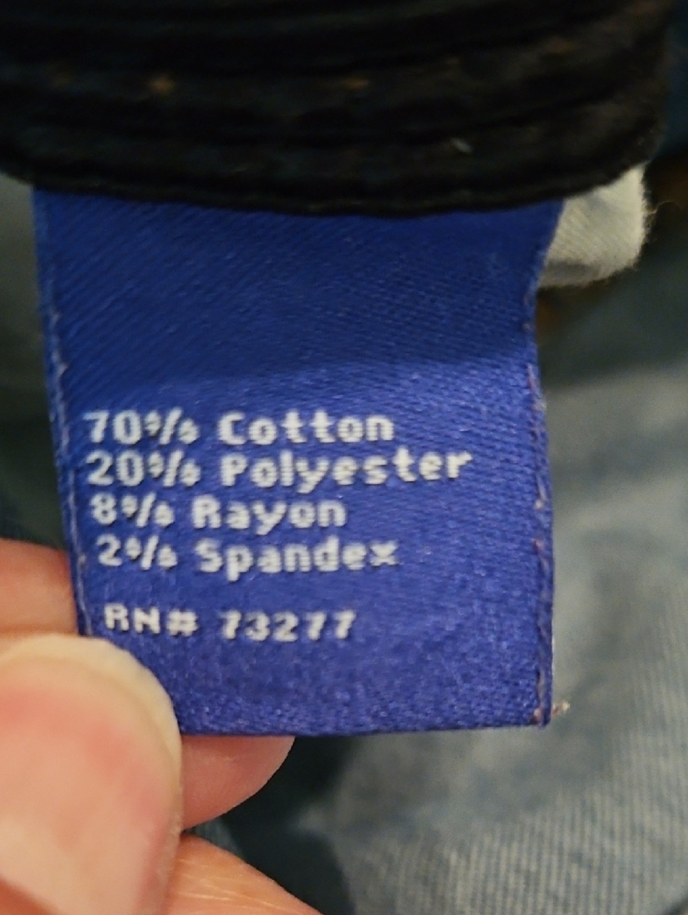 Apt. 9 - 2 Button Bermuda Shorts w/ Comfort Waistband - Size 4 - Picture 7 of 7